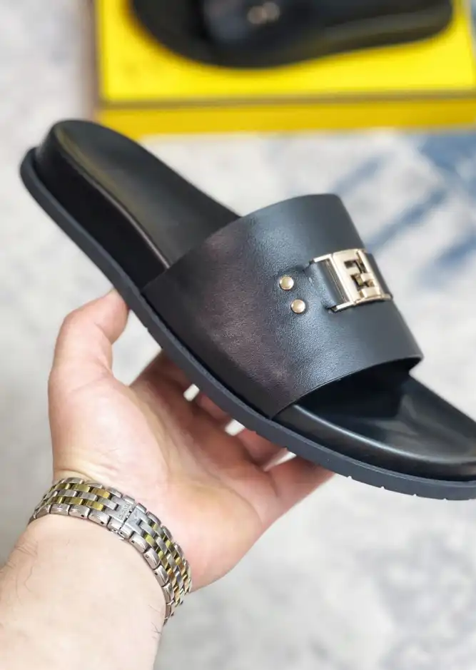 hype Fendi Slippers