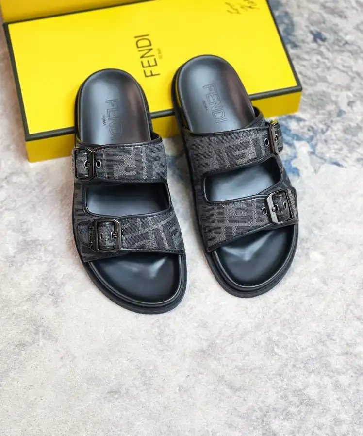 hype Fendi Slippers