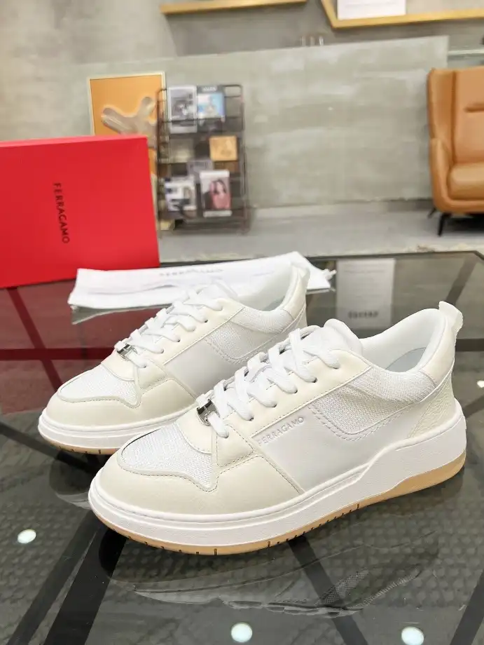 hype Ferragamo Sneakers