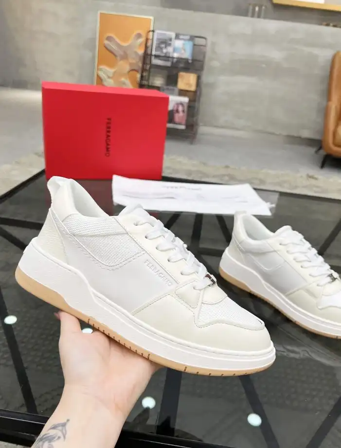 hype Ferragamo Sneakers