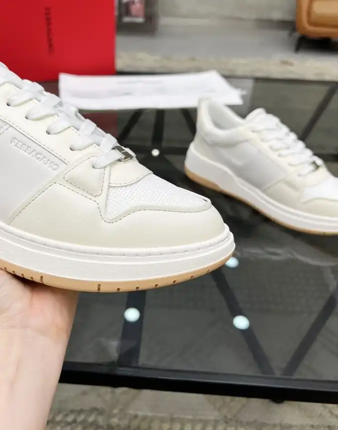 hype Ferragamo Sneakers