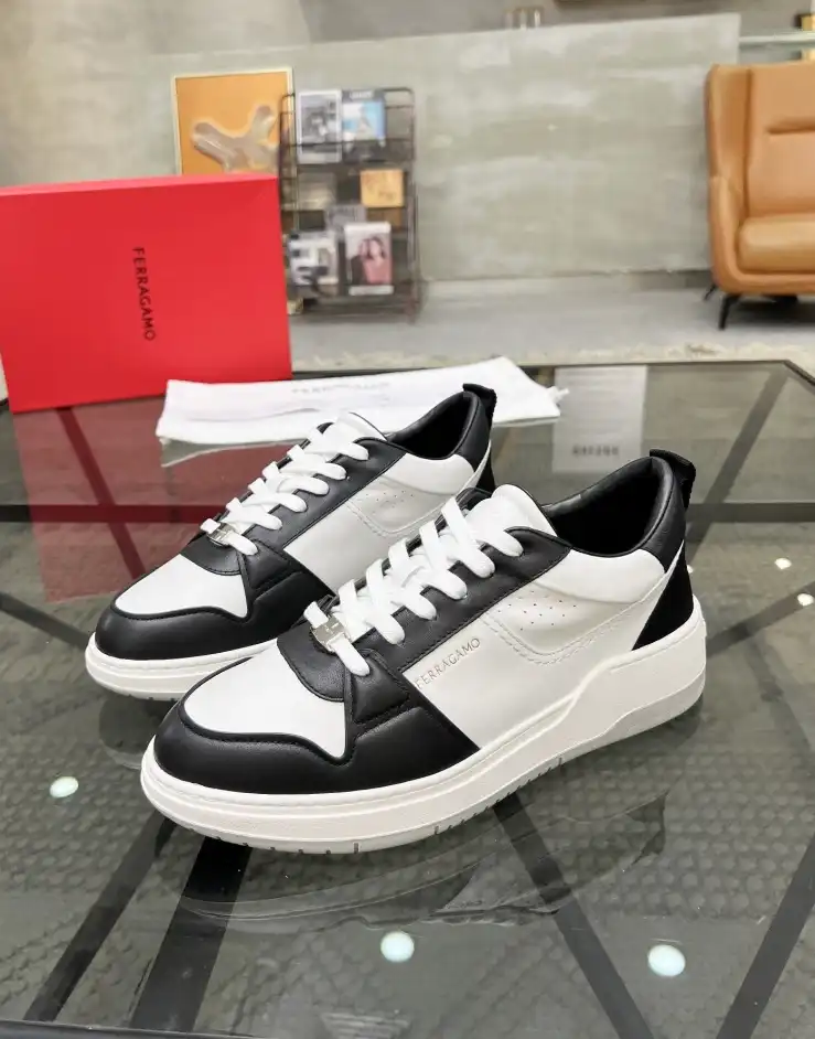 hype Ferragamo Sneakers