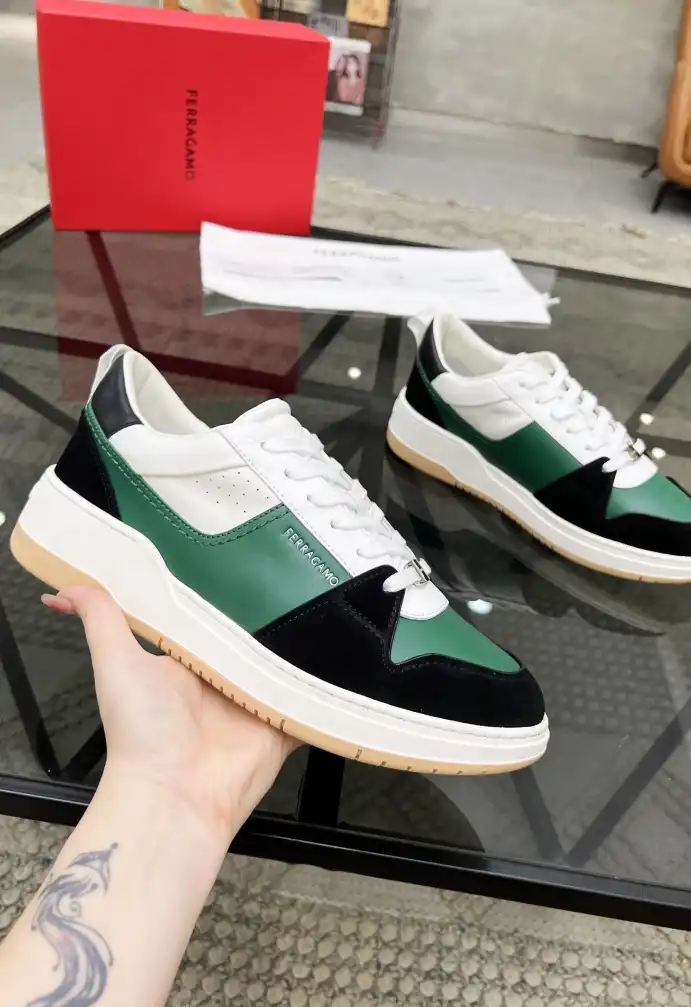 hype Ferragamo Sneakers