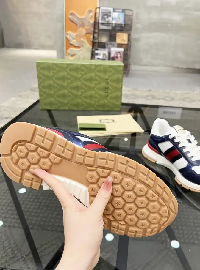 hype Gucci Sneakers