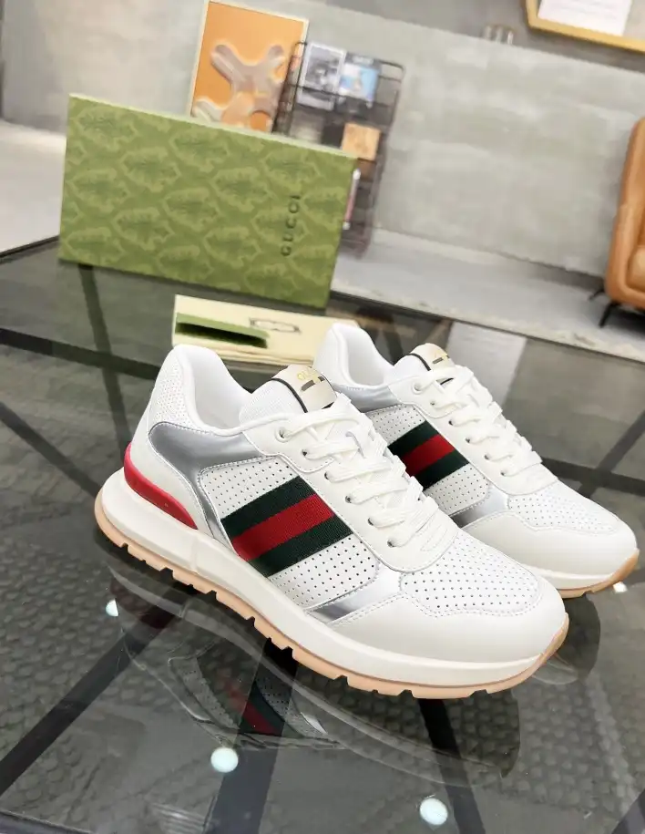 hype Gucci Sneakers