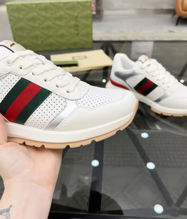 hype Gucci Sneakers