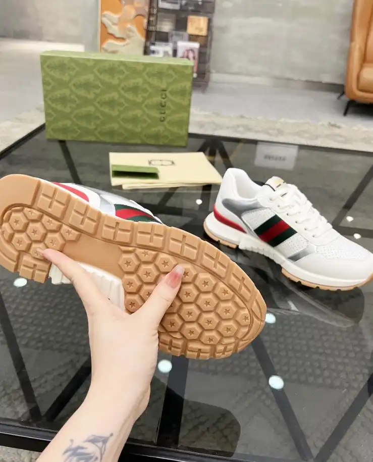 hype Gucci Sneakers