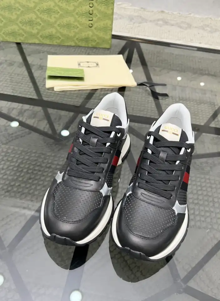 hype Gucci Sneakers