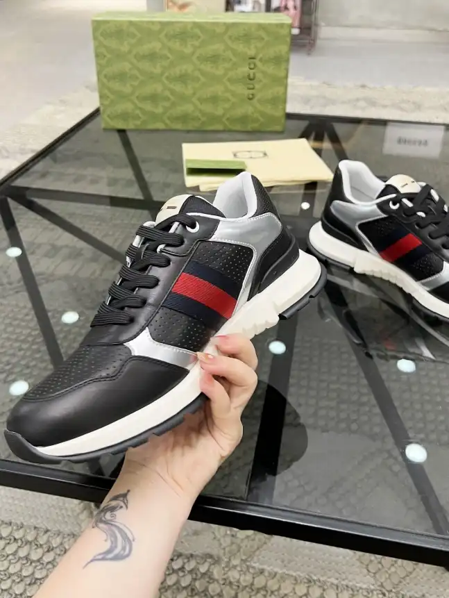 hype Gucci Sneakers