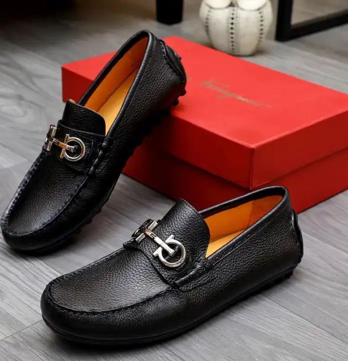 hype Ferragamo Leather Shoes