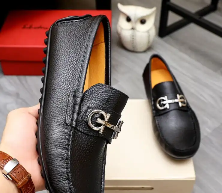 hype Ferragamo Leather Shoes