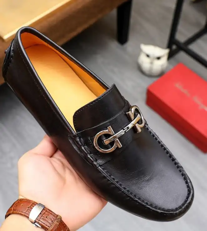 hype Ferragamo Leather Shoes