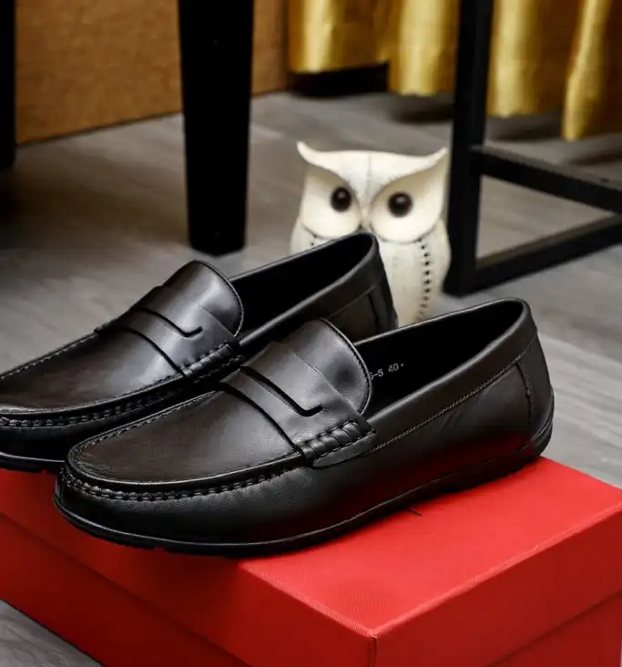 hype Ferragamo Leather Shoes