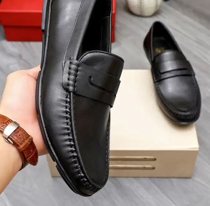 hype Ferragamo Leather Shoes