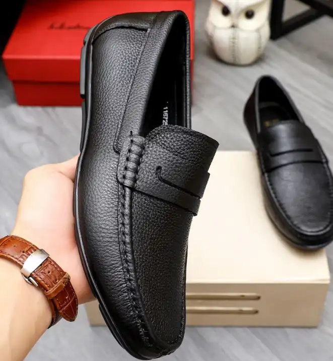 hype Ferragamo Leather Shoes