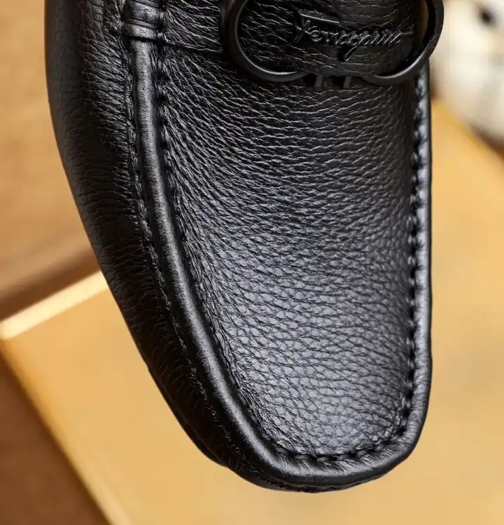 hype Ferragamo Leather Shoes