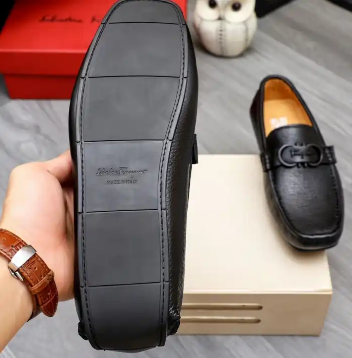 hype Ferragamo Leather Shoes