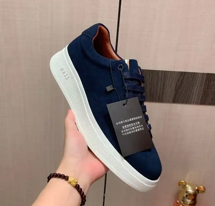 hype Boss Low Shoes