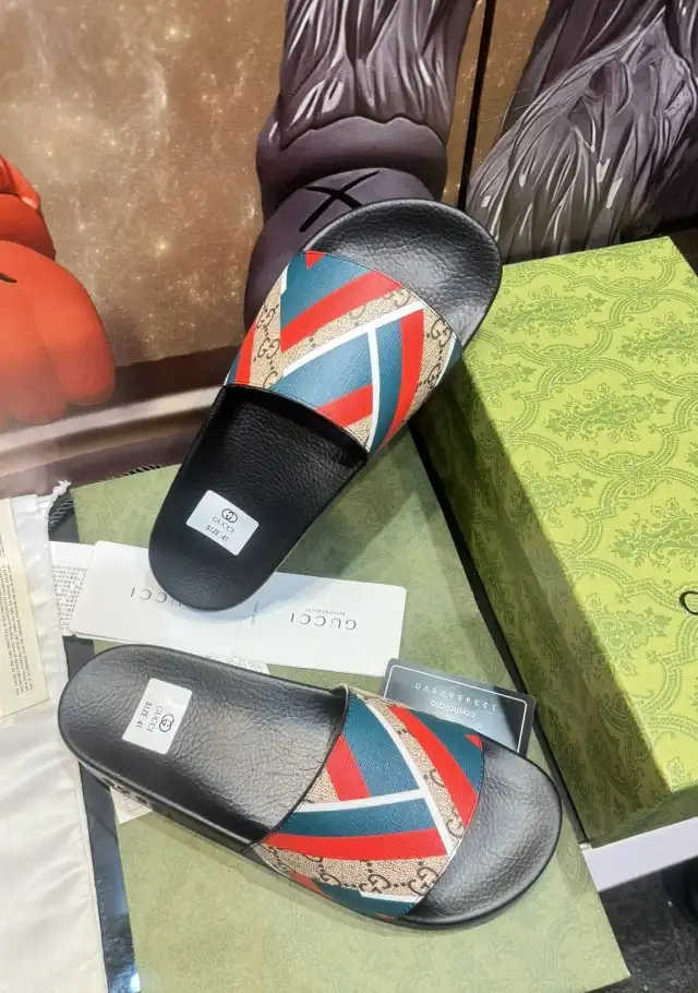 hype Gucci Slippers