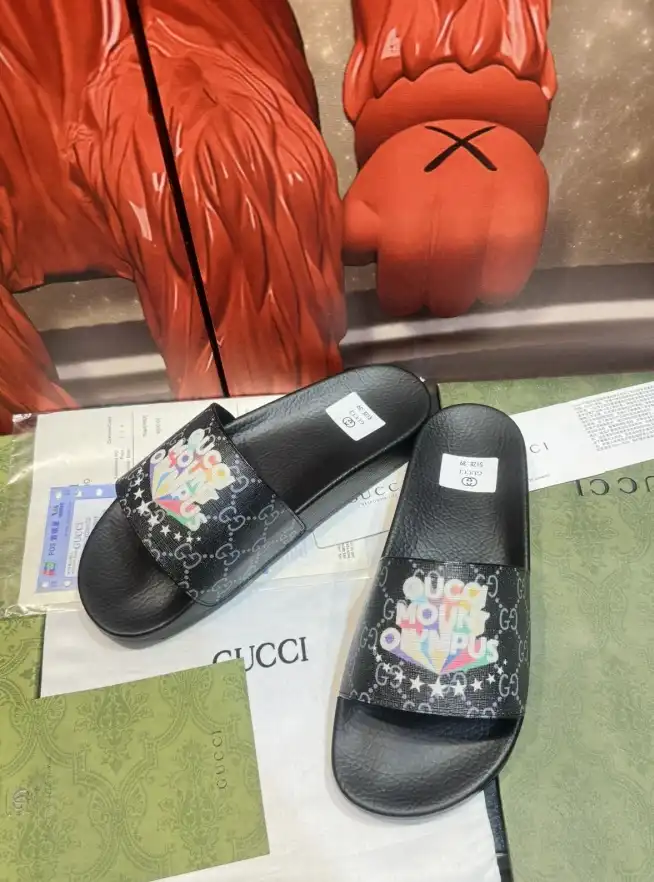 hype Gucci Slippers