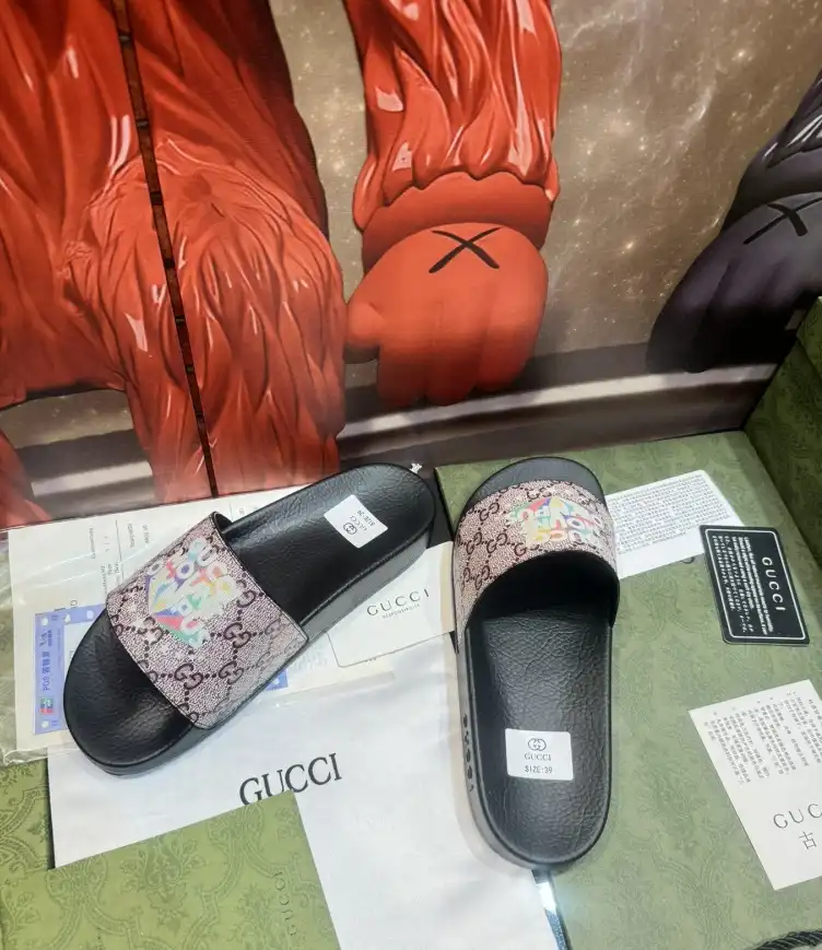 hype Gucci Slippers