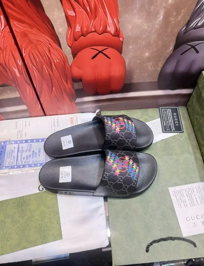 hype Gucci Slippers