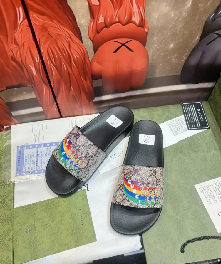 hype Gucci Slippers