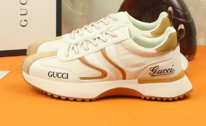 hype Gucci Sneakers