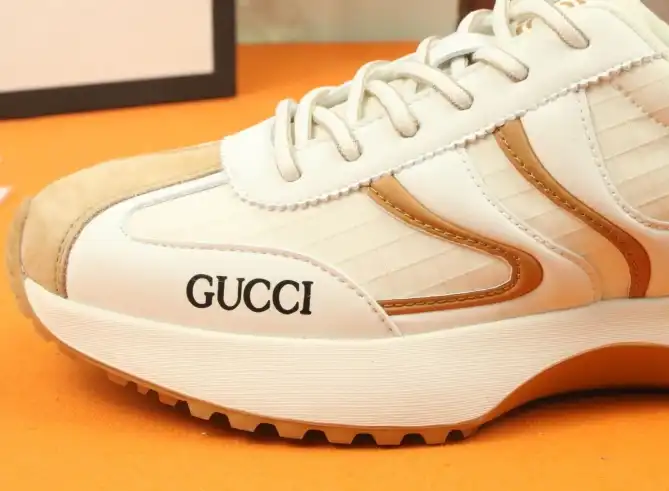 hype Gucci Sneakers