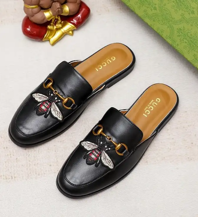 hype Gucci Slippers