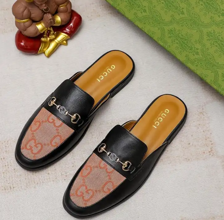 hype Gucci Slippers