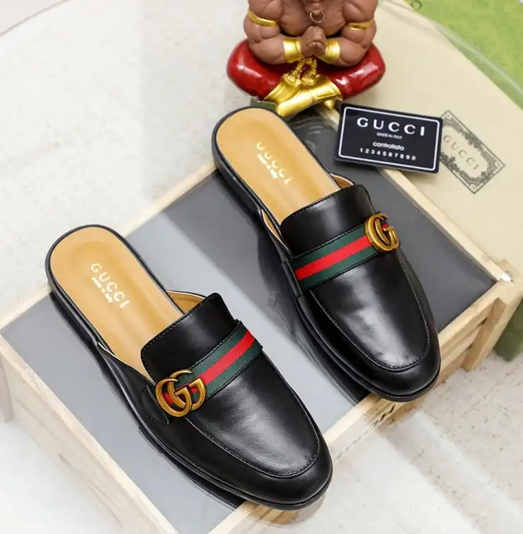 hype Gucci Slippers