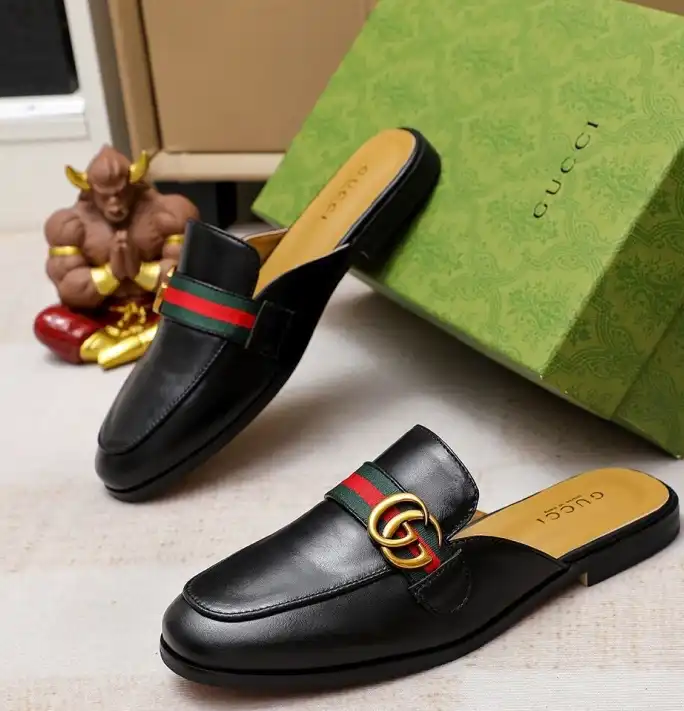 hype Gucci Slippers