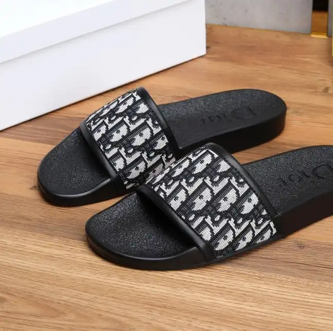 hype Christian Dior Slippers