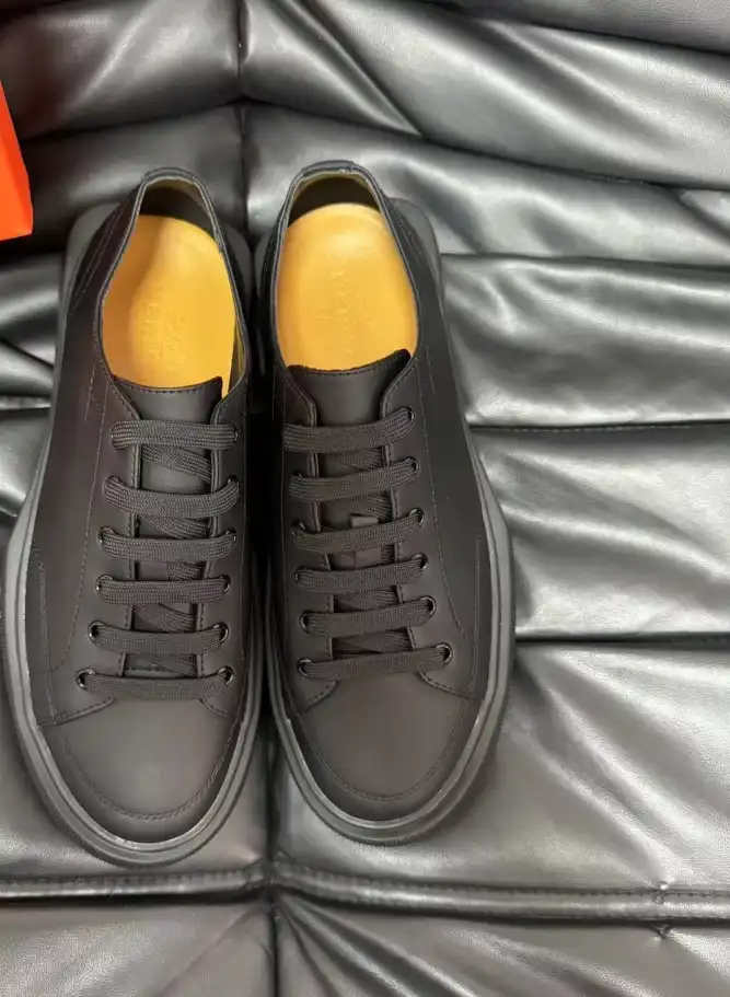 hype Hermes Casual Shoes