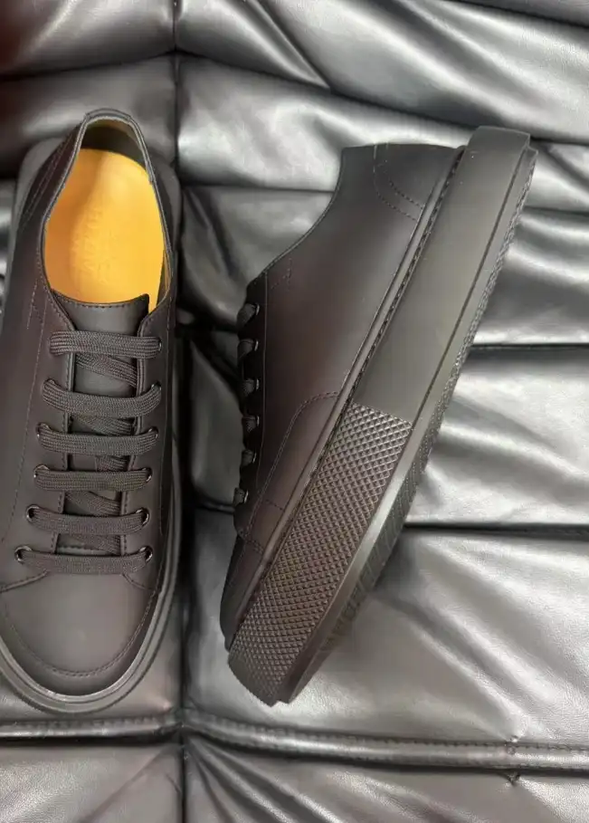 hype Hermes Casual Shoes