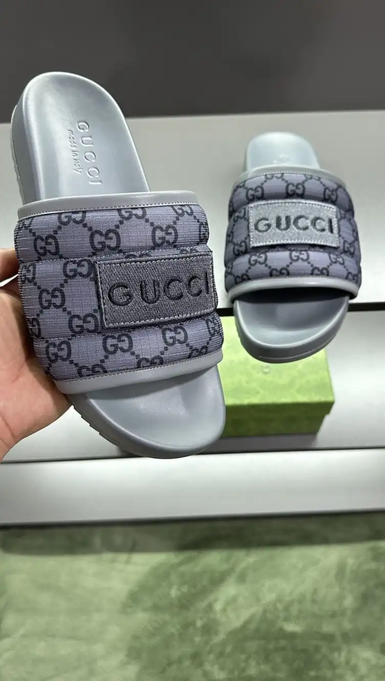 hype Gucci Slippers