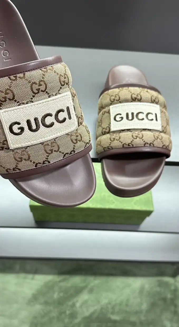 hype Gucci Slippers