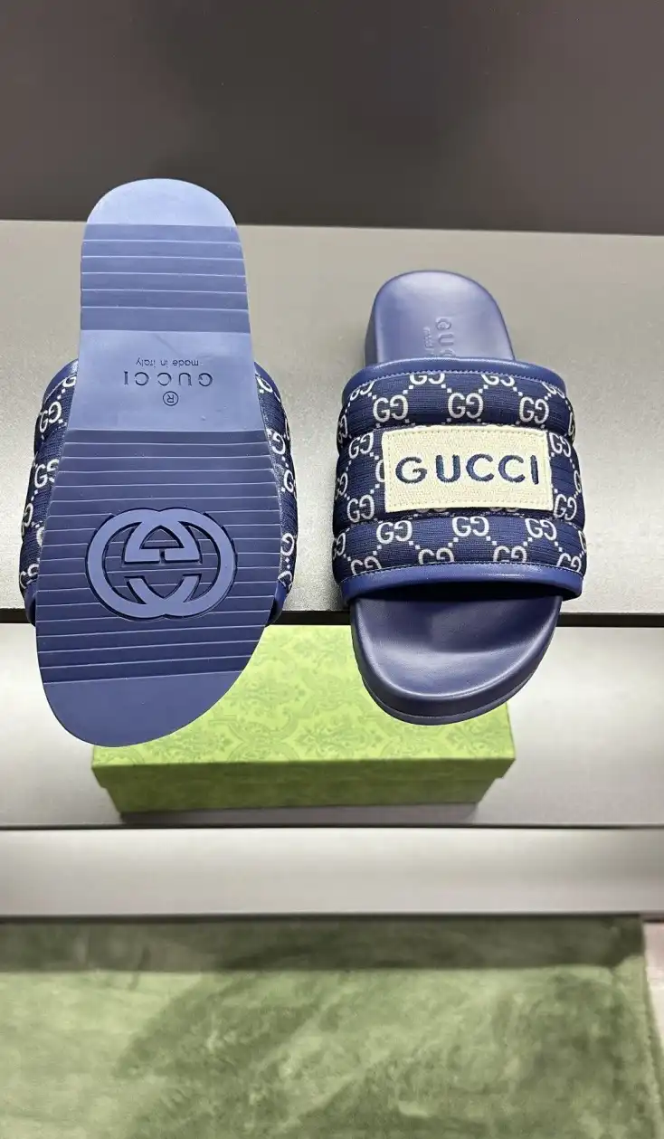 hype Gucci Slippers