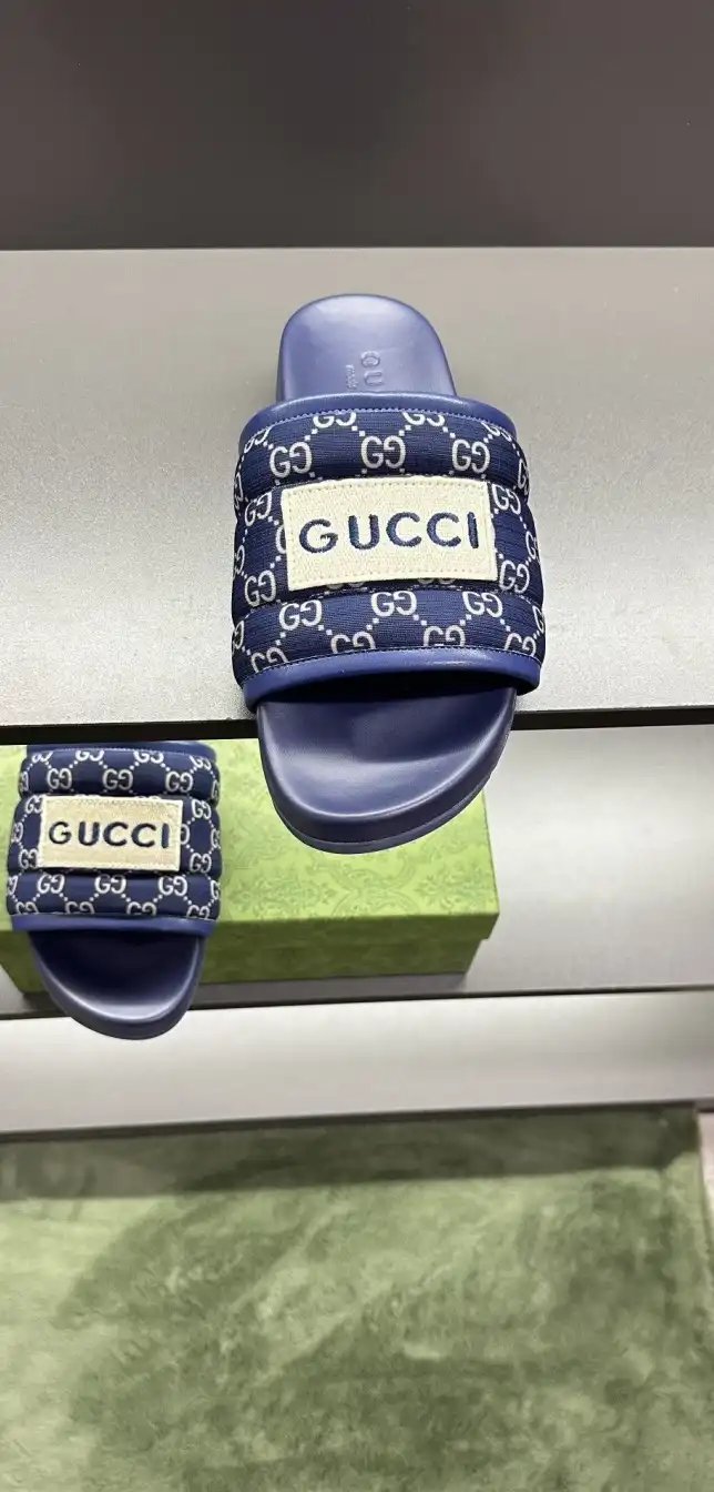 hype Gucci Slippers