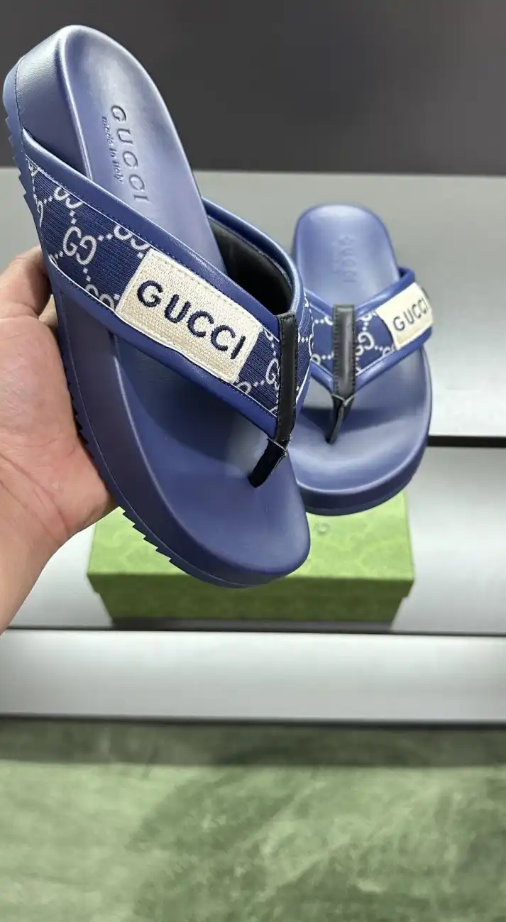 hype Gucci Slippers