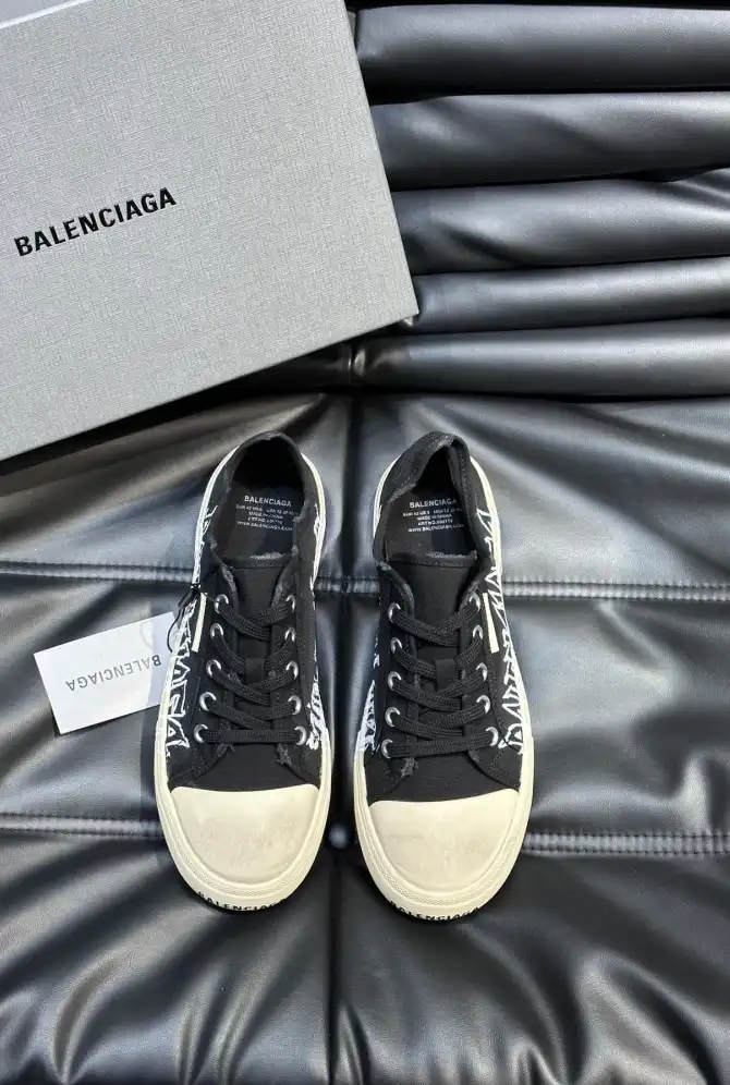 hype Balenciaga Sneakers