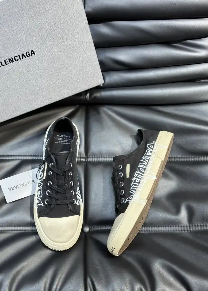 hype Balenciaga Sneakers