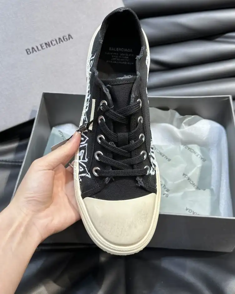 hype Balenciaga Sneakers