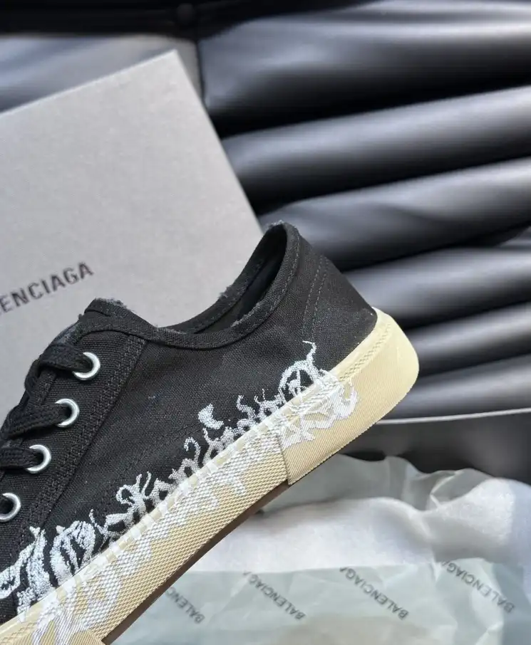 hype Balenciaga Sneakers