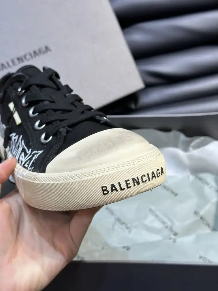 hype Balenciaga Sneakers