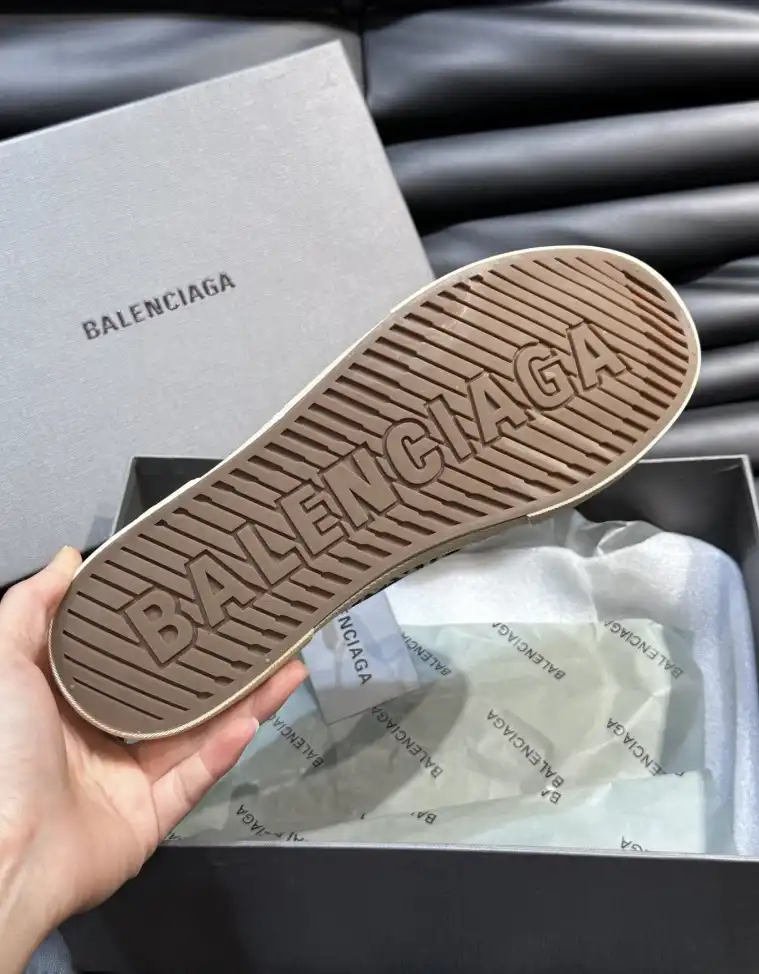 hype Balenciaga Sneakers