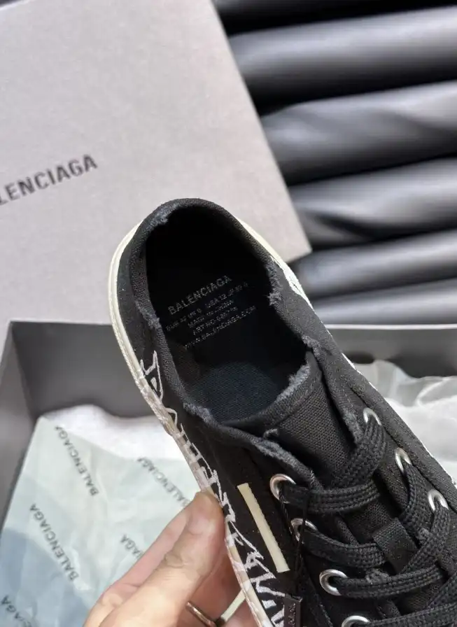 hype Balenciaga Sneakers