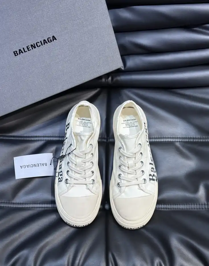 hype Balenciaga Sneakers