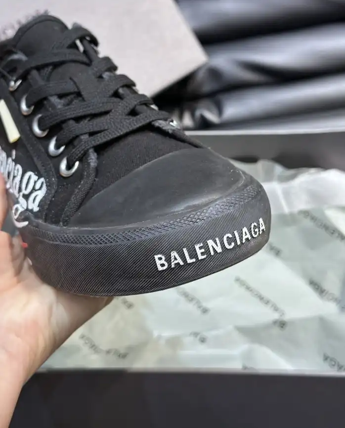 hype Balenciaga Sneakers